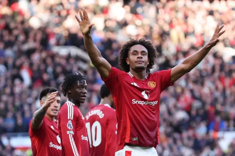 زيركزي يطلب الرحيل عن مانشستر يونايتد